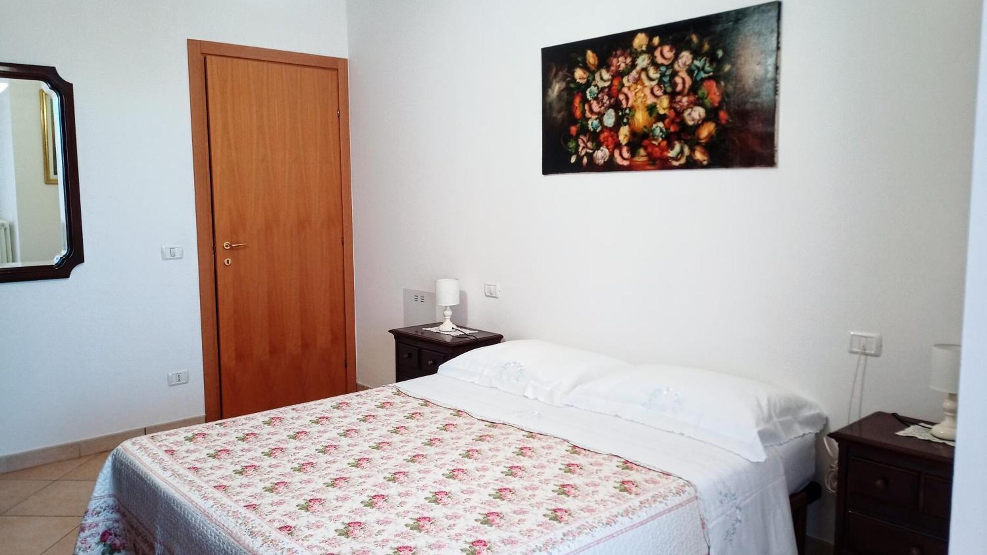 Appartamento Che Vista! Affittacamere Mombaroccio Экстерьер фото